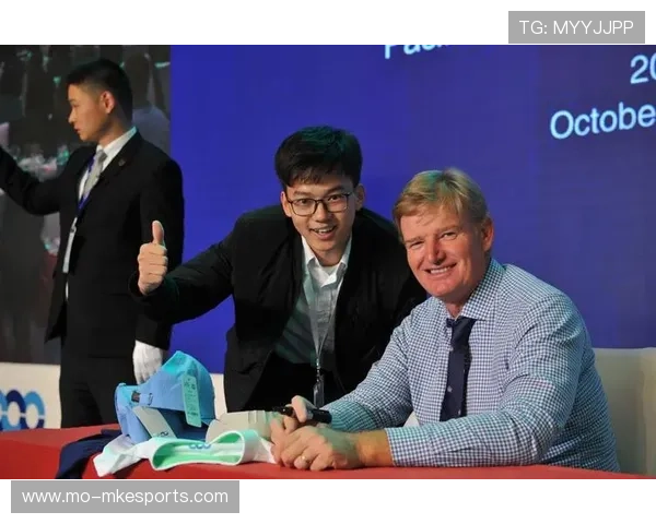 饮料品牌携手足球巨星打造全新代言合作，引领运动与健康潮流